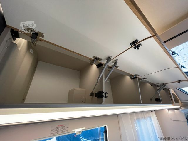 Camping-car semi-intégré ADRIA Coral All-In 650 DL *Face-2-Face*Leder*sofort