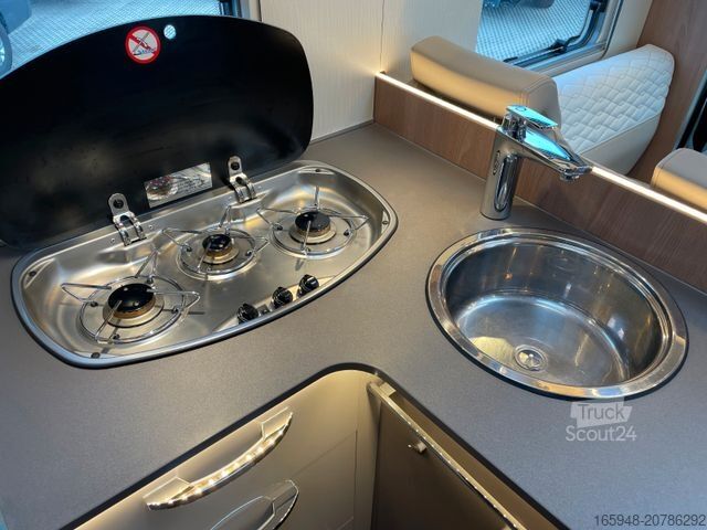 Polintegriran avtodom BÜRSTNER HARMONY LINE LYSEO TD 690 | Sofort Reisefertig!