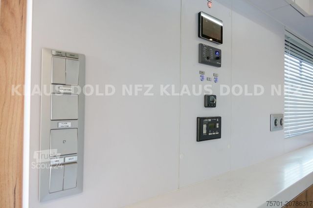 Tovorni avtomobil za prevoz živine MAN TGM 18.290 Pferdetransport Wohnwagen