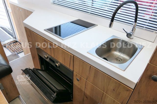 Tovorni avtomobil za prevoz živine MAN TGM 18.290 Pferdetransport Wohnwagen