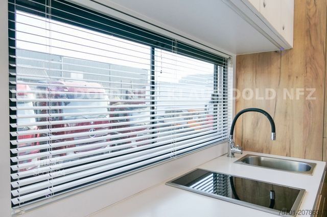 Tovorni avtomobil za prevoz živine MAN TGM 18.290 Pferdetransport Wohnwagen