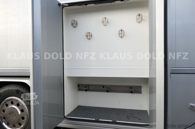 Tovorni avtomobil za prevoz živine MAN TGM 18.290 Pferdetransport Wohnwagen