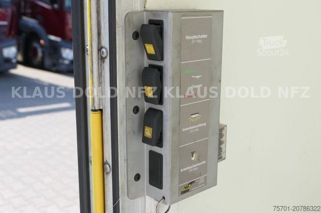 Avtoprikolica za prevoz vozil FGS TKL 35-49 Geschlossener Autogtransporter