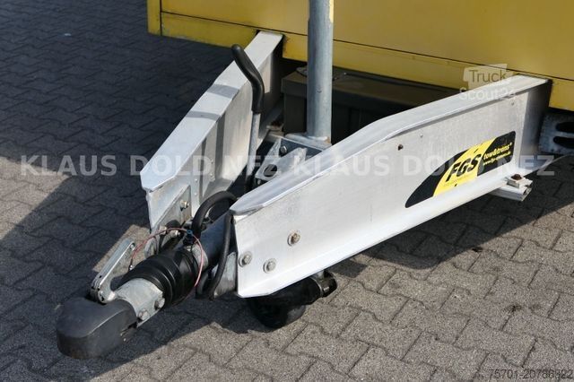 Avtoprikolica za prevoz vozil FGS TKL 35-49 Geschlossener Autogtransporter