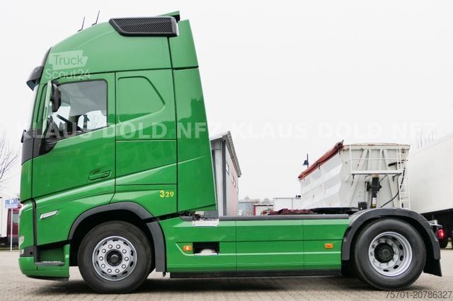 Standardni vlačilec VOLVO FH 460 Globetrotter XL-Tannk Navi Euro 6