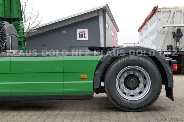 Standardni vlačilec VOLVO FH 460 Globetrotter XL-Tannk Navi Euro 6