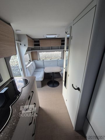 Bivalnik BÜRSTNER B66 485 TS 2.000 kg / Duschpaket