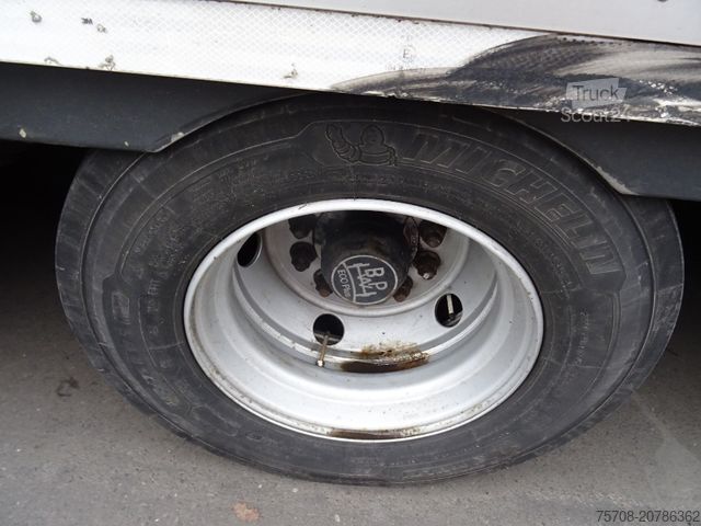 Polpriklopnik za pijače 3Achs Jumbo*Gross Flügler*hydr. Schwenkwand*zert