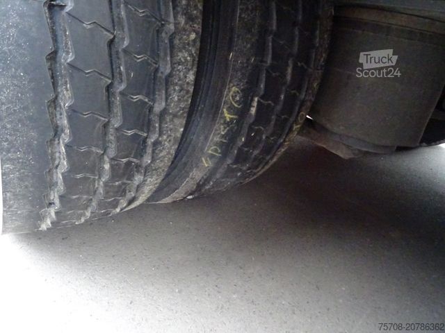 Polpriklopnik za pijače 3Achs Jumbo*Gross Flügler*hydr. Schwenkwand*zert