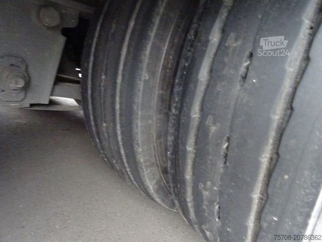 Polpriklopnik za pijače 3Achs Jumbo*Gross Flügler*hydr. Schwenkwand*zert