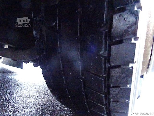 Škatlasti tovornjak SCANIA P 320*7,3m Schwenkwand*Lift/Lenk*LBW*2x AHK*Diff