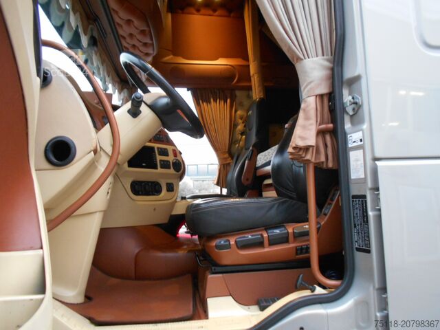 Tentinė platforma sunkvežimis DAF XF510 6x2 CENTINA + SPONDA