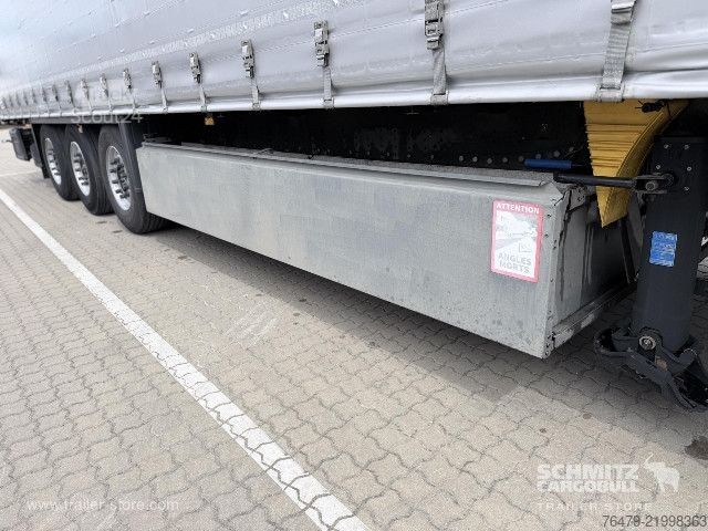 Otvorený náves s plachtou Schmitz Cargobull Curtainsider Standard