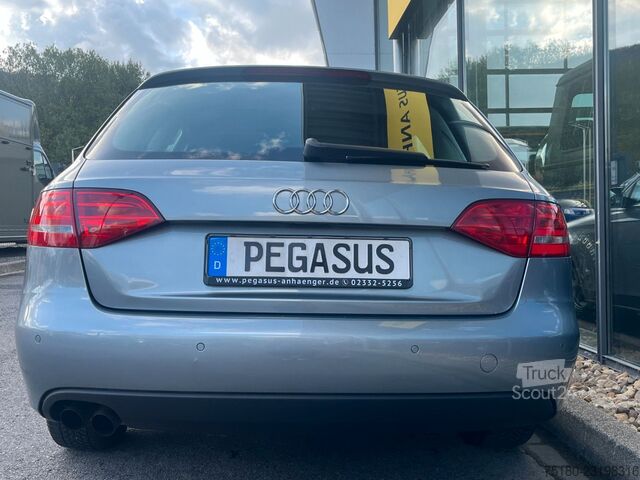 Minibus AUDI A4 Avant Attraction PKW Kombi