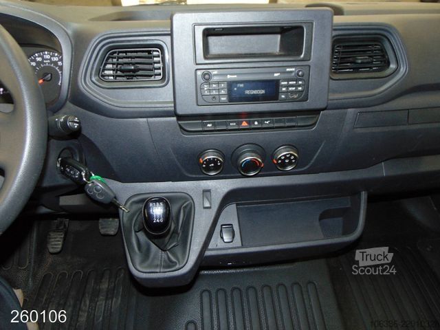 Furgoneta de caja alta RENAULT Master 2.3 dCi 135 L3H3 -Kamera-