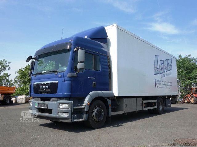 Autocarro con cassone MAN TGM 18.340 4X2 LL Koffer mit Heizung