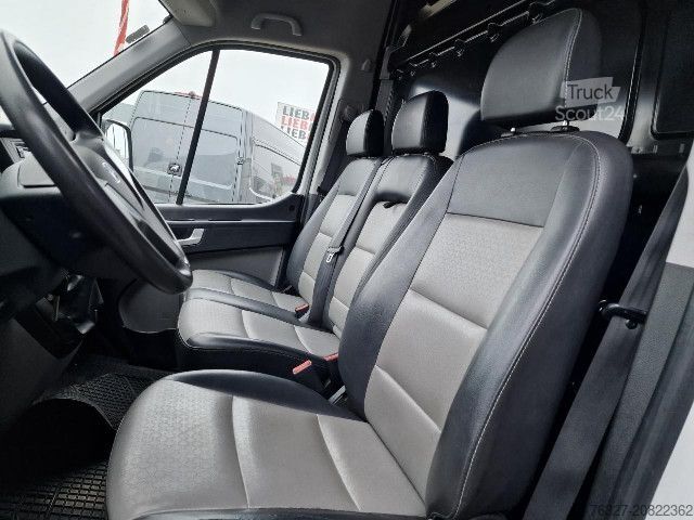 Furgon blaszak Hyundai H 350 1 Cargo DF Weiß 61045 Km