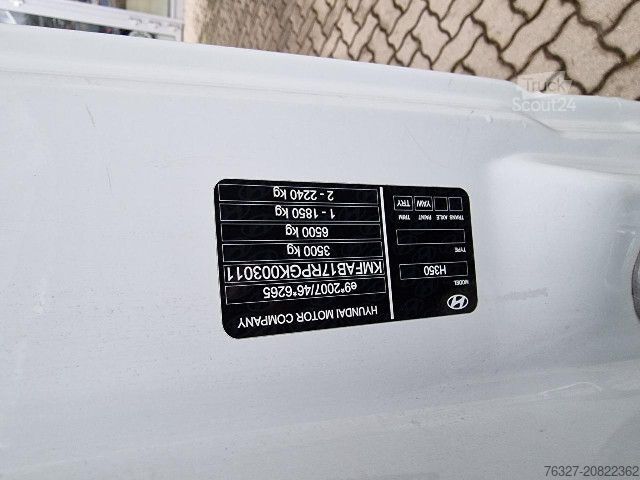 Furgon blaszak Hyundai H 350 1 Cargo DF Weiß 61045 Km