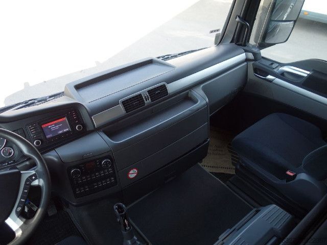 Tractora standard MAN TGX 18.440 4X2 BLS SZM Schwarz 680339 km