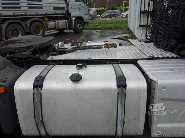 Tractora standard MAN TGX 18.460 4X2 BLS Weiß Schubboden Hydraulik