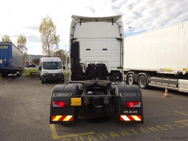 Tractora standard MAN TGX 18.460 4X2 BLS SZM Weiß 751980km(101 Jö)