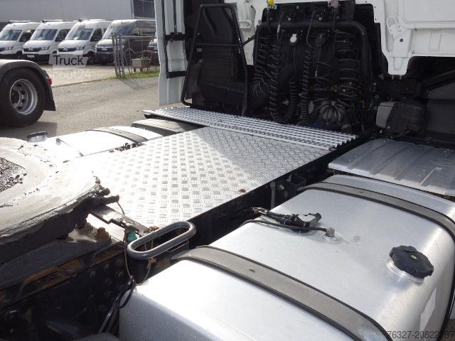 Tractora standard MAN TGX 18.460 4X2 BLS SZM Weiß 751980km(101 Jö)