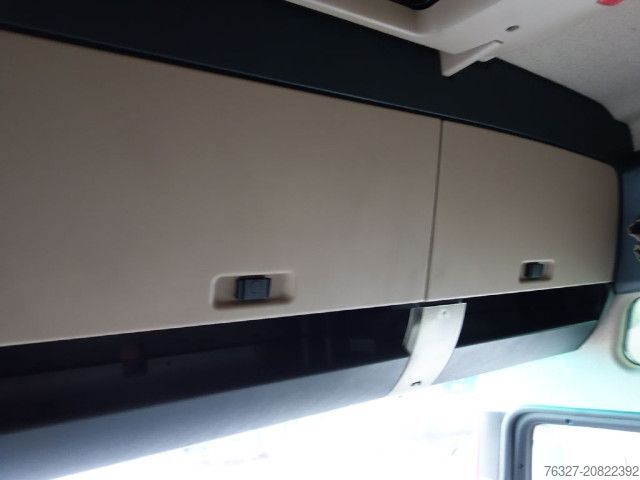 Véhicule tracteur volume MAN TGX 18.460 4X2 BLS Rot  617115 Km