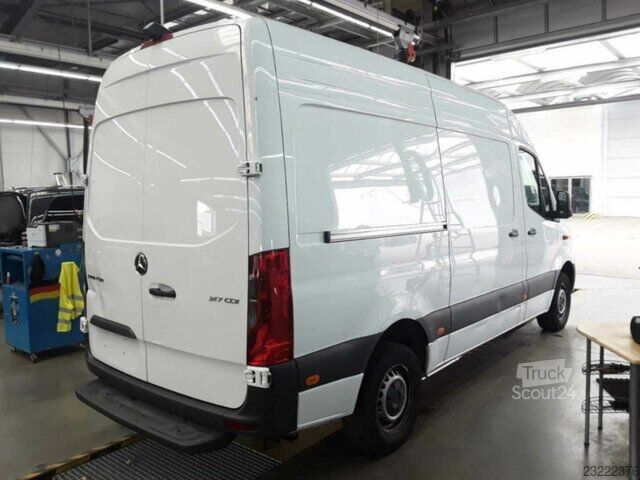 Panelvan Mercedes-Benz Sprinter 317 CDI,L2H2,Automatik,Kamera,Navi