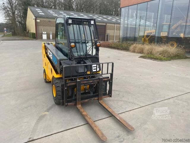 Empilhadeira frontal JCB TLT 35-22E - 2RM électrique