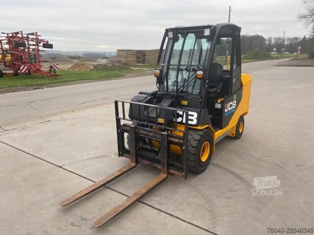 Empilhadeira frontal JCB TLT 35-22E - 2RM électrique