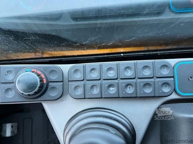 Gabelstapler JCB TLT 35-22E Teletruck / nur 131h! / 2022 / SS
