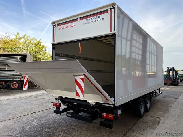 Remorque à caisse Möslein TK0105D-L Weiß Tandem Koffer, Ladebordwand 1,5 t + DurchladbarNeufahrzeug --