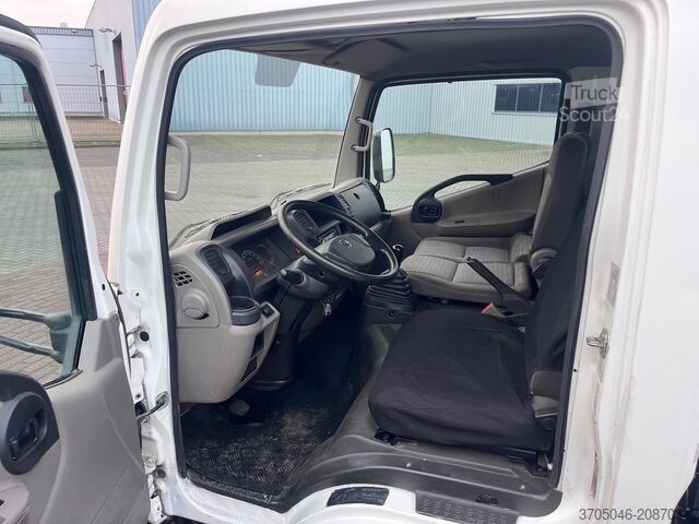 Hefplatform Nissan CABSTAR KLAAS 33m Verhuislift, Möbelaufzug, Gru...