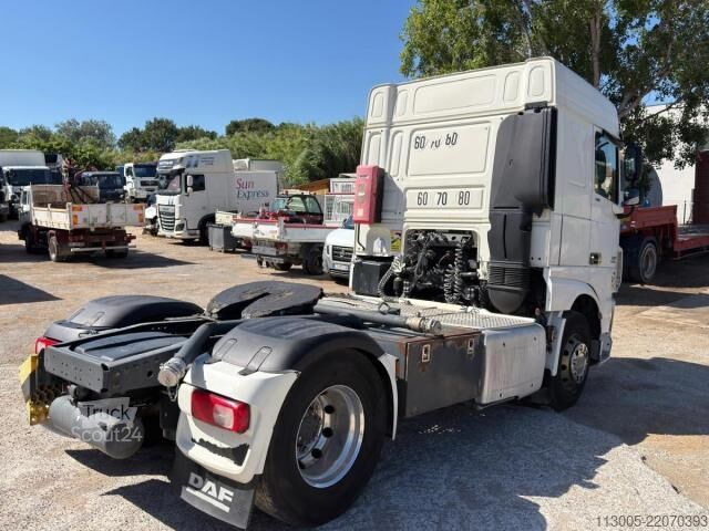 Tractor estándar DAF XF 510