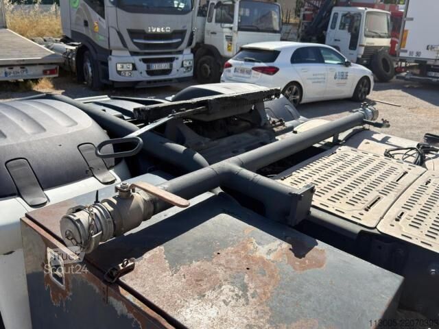 Tractor estándar DAF XF 510