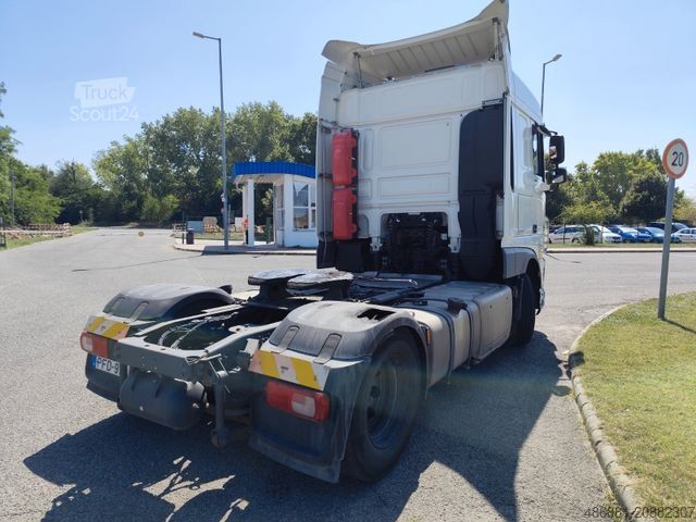 Trattore stradale standard DAF XF 460