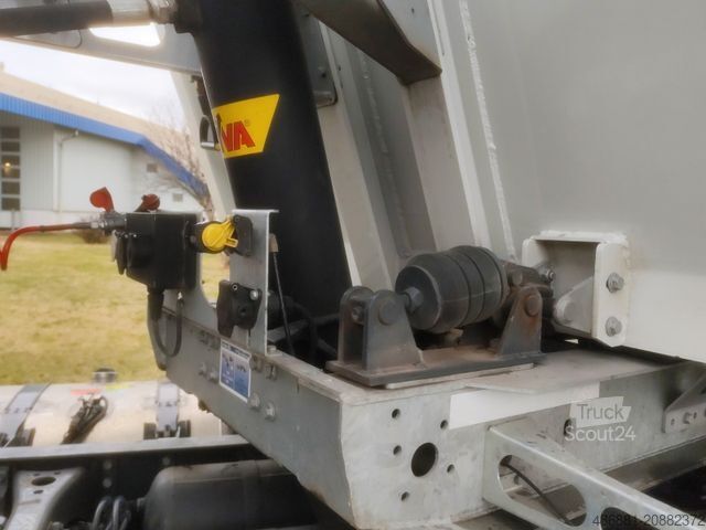 Semirimorchio ribaltabile TRAILIS