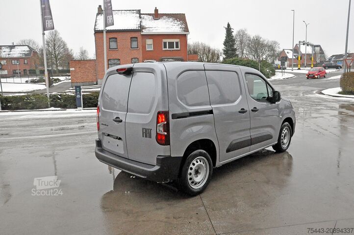 Ploščati dostavnik Fiat Doblò F5331 L1 3,5T – 1.5 BLuehdIi Multijet 100...