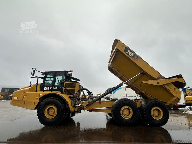 Camion basculant Caterpillar 745 04A