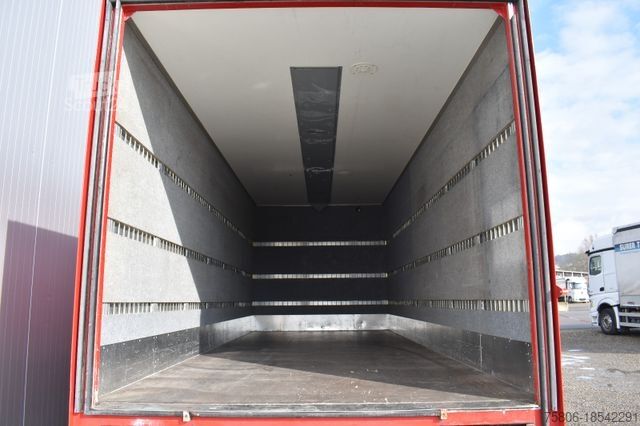 Vrachtwagen met bakwagen MERCEDES-BENZ Atego 1330 L E6 6-Sitze AHK LBW Möbel grosse HB