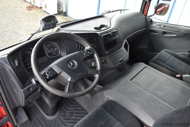 Vrachtwagen met bakwagen MERCEDES-BENZ Atego 1330 L E6 6-Sitze AHK LBW Möbel grosse HB