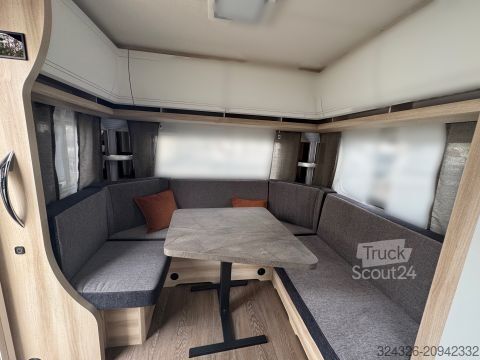 Wohnwagen Hobby De Luxe 495 UL Komfort für 2