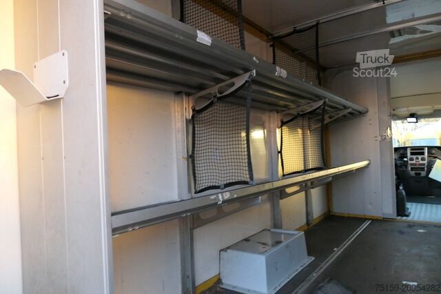 Furgão fechado iveco Daily 35 S11 C30C AUTOMATIK KAMERA Regale LUFT