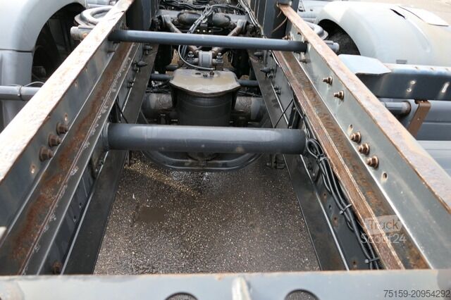 Autocamion cu caroserie interschimbabilă man TGX 26.420 6x2 KLIMA AHK Lenkachse