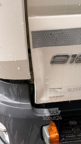 Kuorma-autoon asennettu työskentelyalusta Mercedes-Benz Atego 818