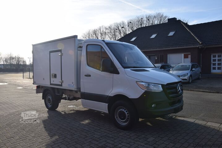 Komerciālais transportlīdzeklis Mercedes-Benz Sprinter  317 Tiefkühkoffer -20 Stand Fahrk Navi