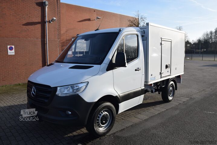 Komerciālais transportlīdzeklis Mercedes-Benz Sprinter  317 Tiefkühkoffer -20 Stand Fahrk Navi