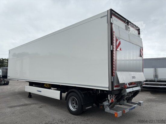 Polpriklopnik z nizko nakladalno ploščadjo KRONE SE CITY KüHLER, CARRIER 1550, 1-ACHSAUFLIEGER MIT HEBEBüHNE