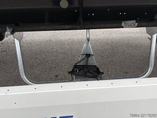 Polpriklopnik z nizko nakladalno ploščadjo KRONE SE CITY KüHLER, CARRIER 1550, 1-ACHSAUFLIEGER MIT HEBEBüHNE