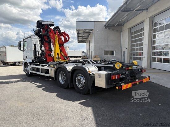 Kipper LKW MERCEDES-BENZ ACTROS 2551 6X2, PALFINGER-ABROLLKIPPER MIT SCHROTTKRAN,  LENK-LIFTACHSE, EURO 6